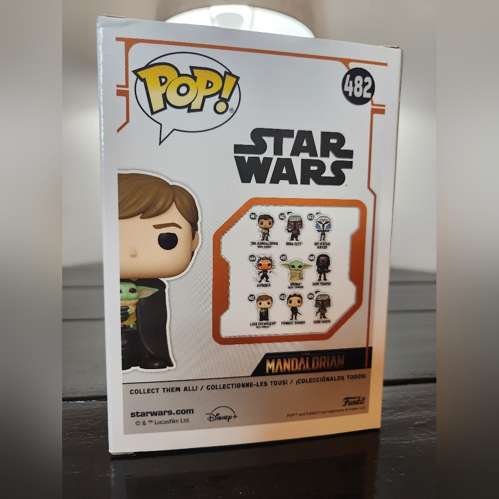 Funko Pop Luke Skywalker with Grogu #482 Star Wars NIB - Picture 2 of 6